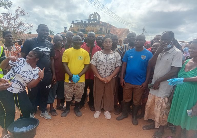 Read more about the article CLEANUP EXERCISE AT GOMOA  ACHIASE ELECTORAL AREA