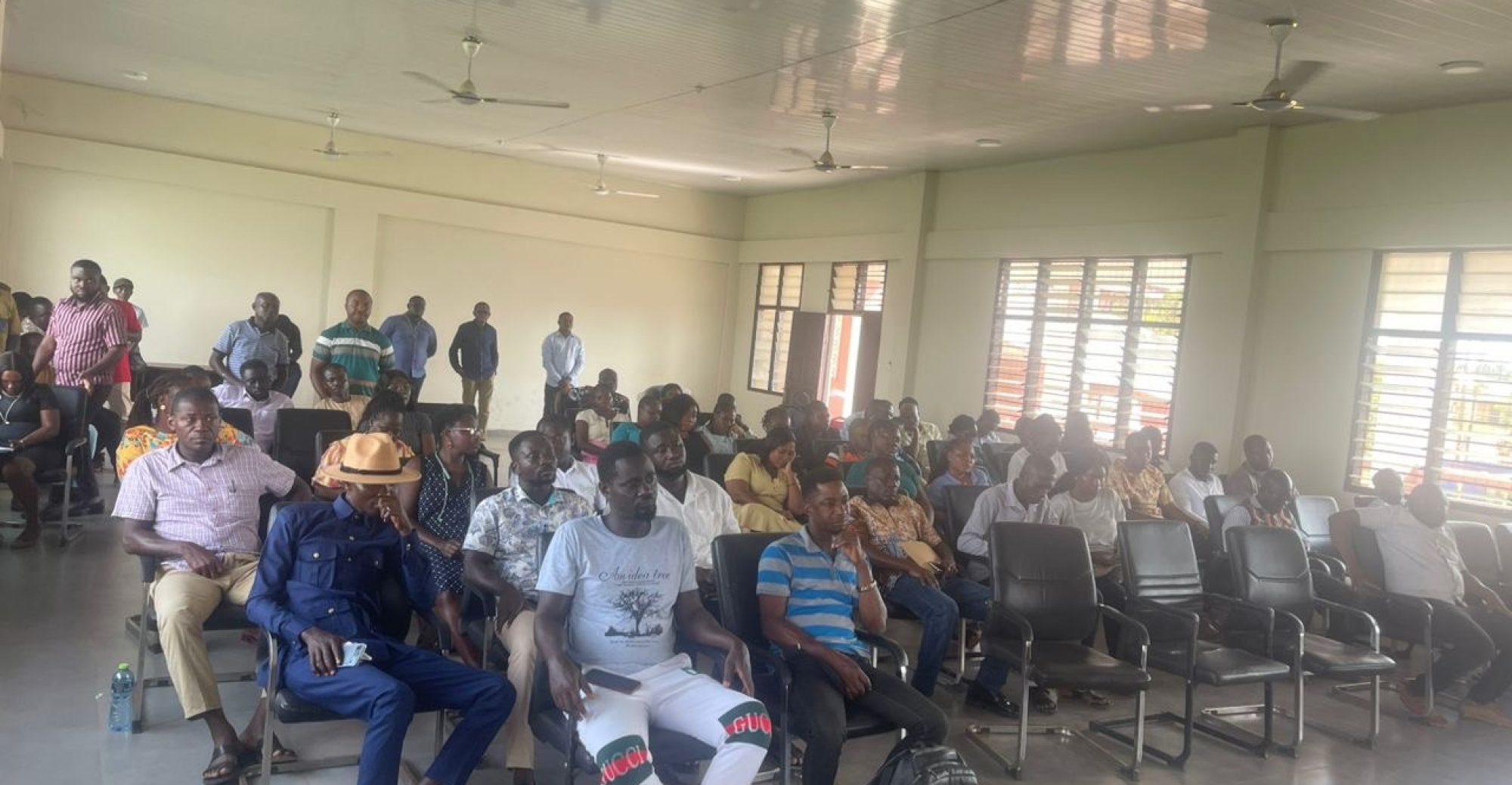 photo_5816825314972208026_y