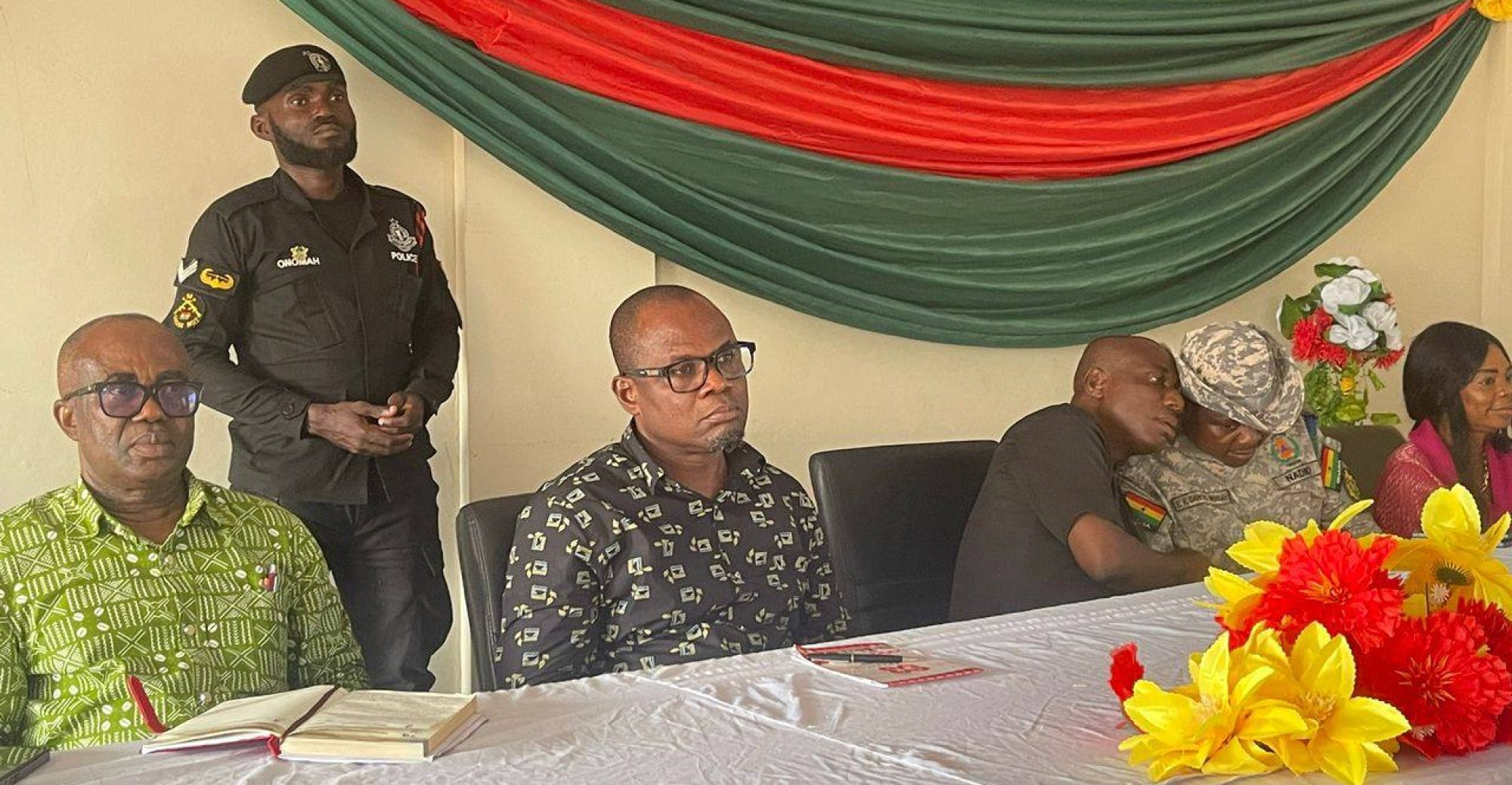 photo_5866120265241136027_y