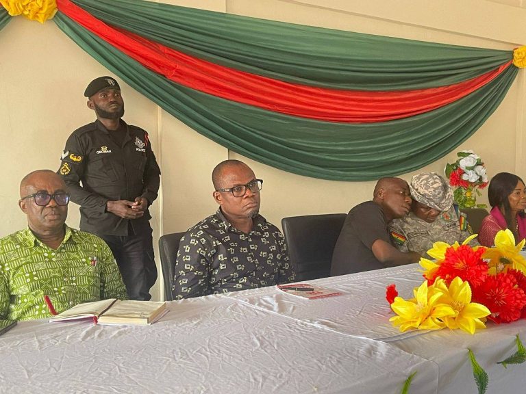 Read more about the article THE REGIONAL MINISTER VISITS GOMOA CENTRAL