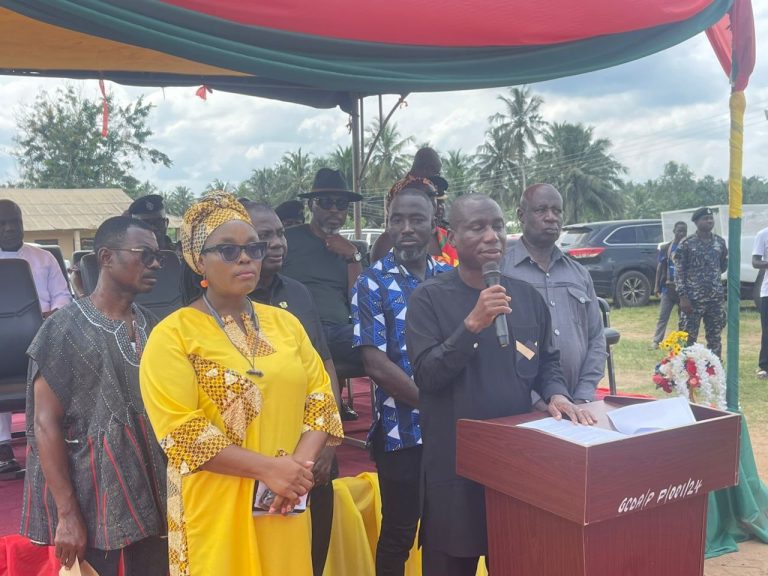 Read more about the article GOMOA CENTRAL DISTRICT CELEBRATES FARMERS DAY