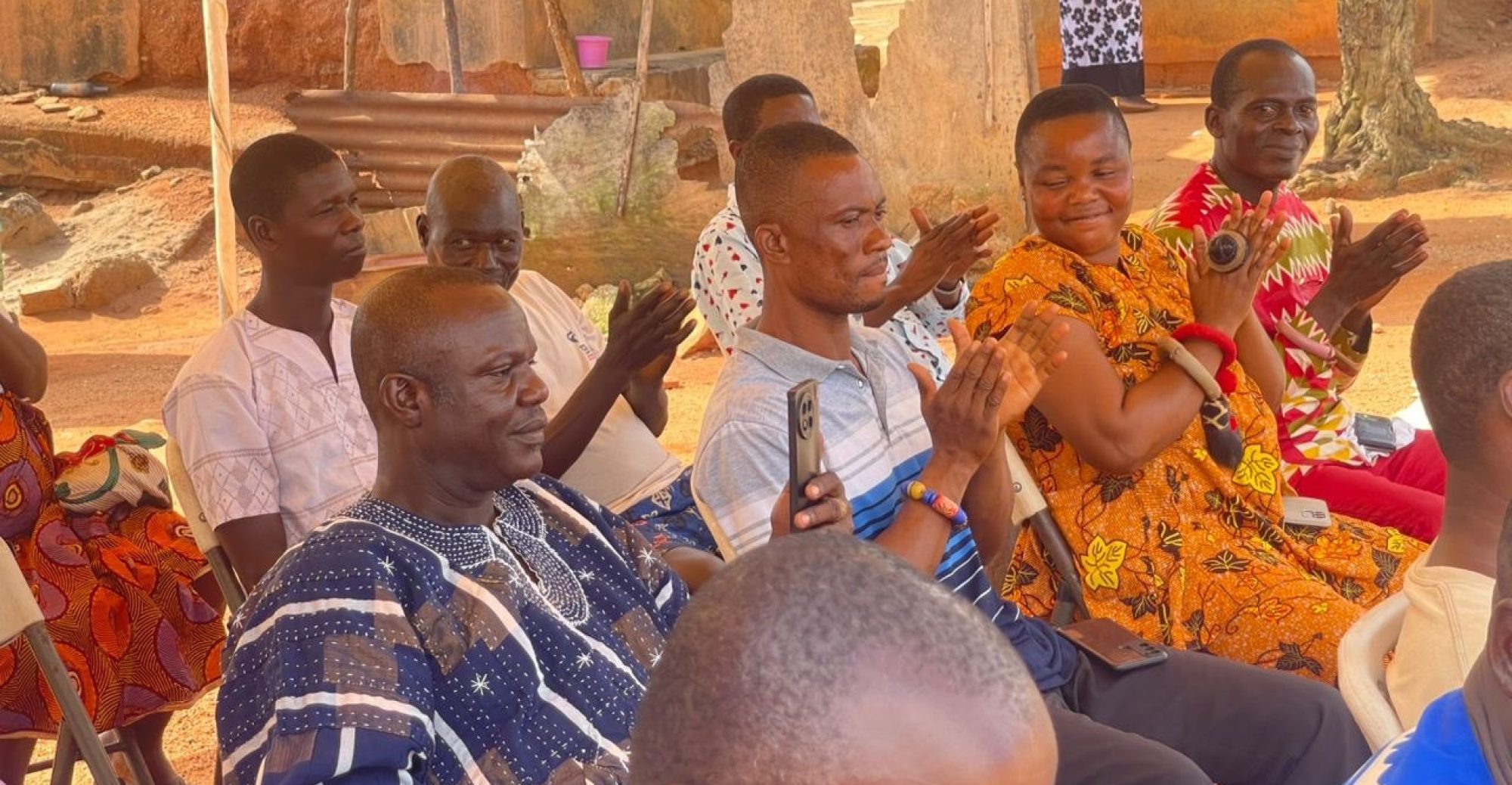 photo_5936180639356881697_y