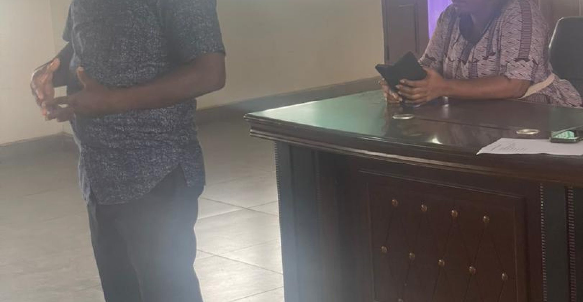 photo_5818773224374865052_y