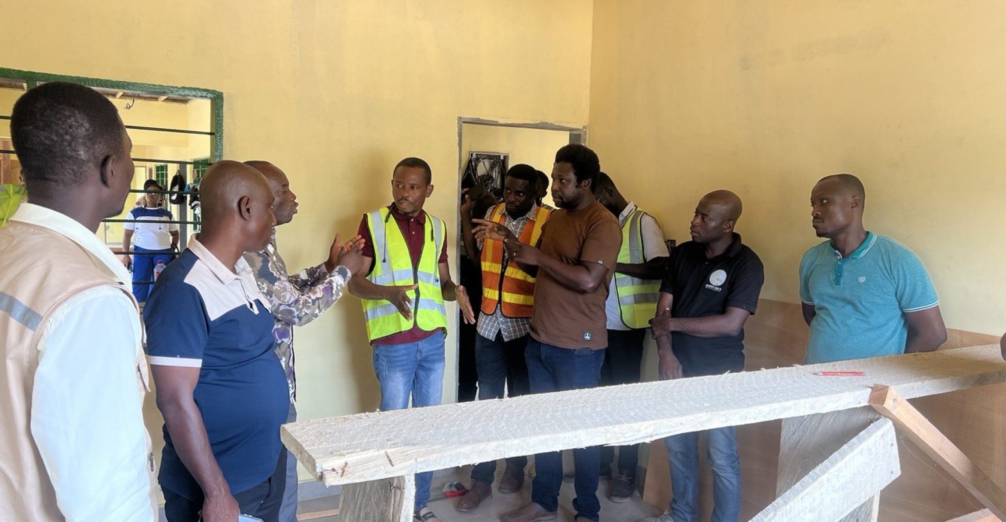 photo_5848226005556857975_y