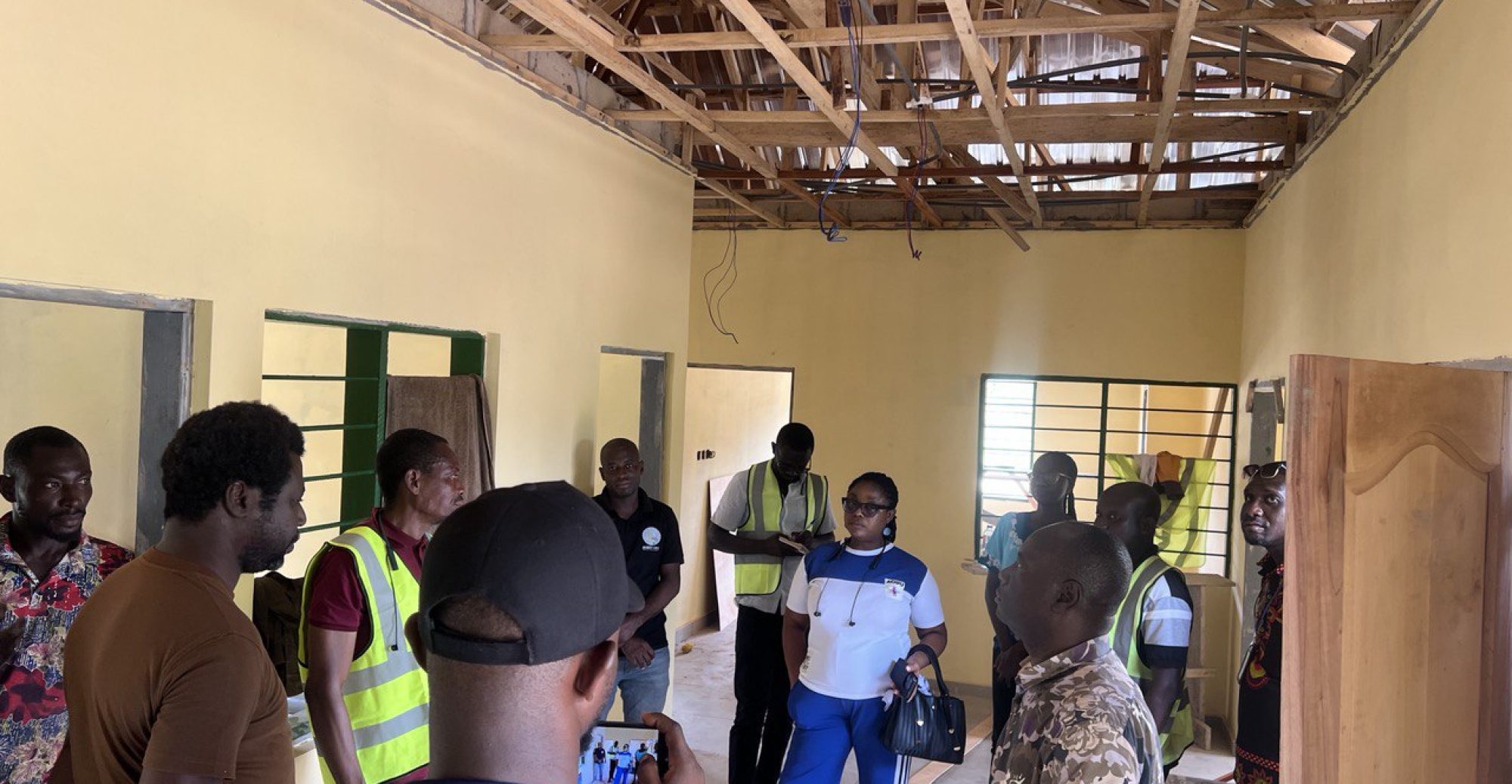 photo_5859233280887032859_y