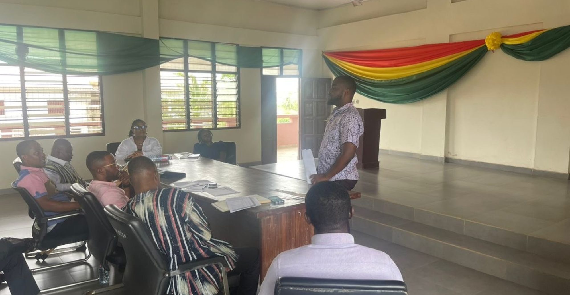 photo_5965227511769664866_y