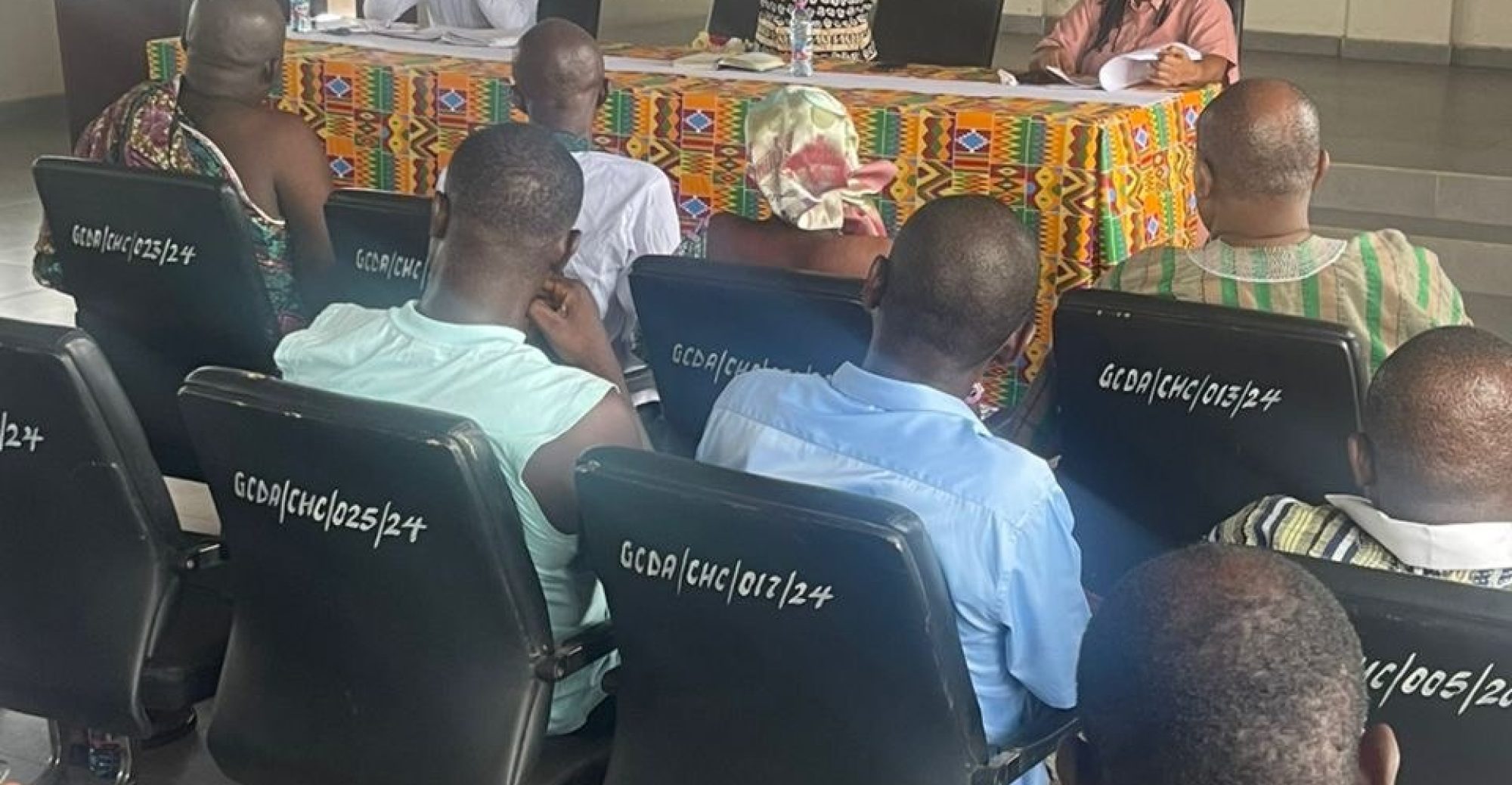 photo_5965227511769664881_y