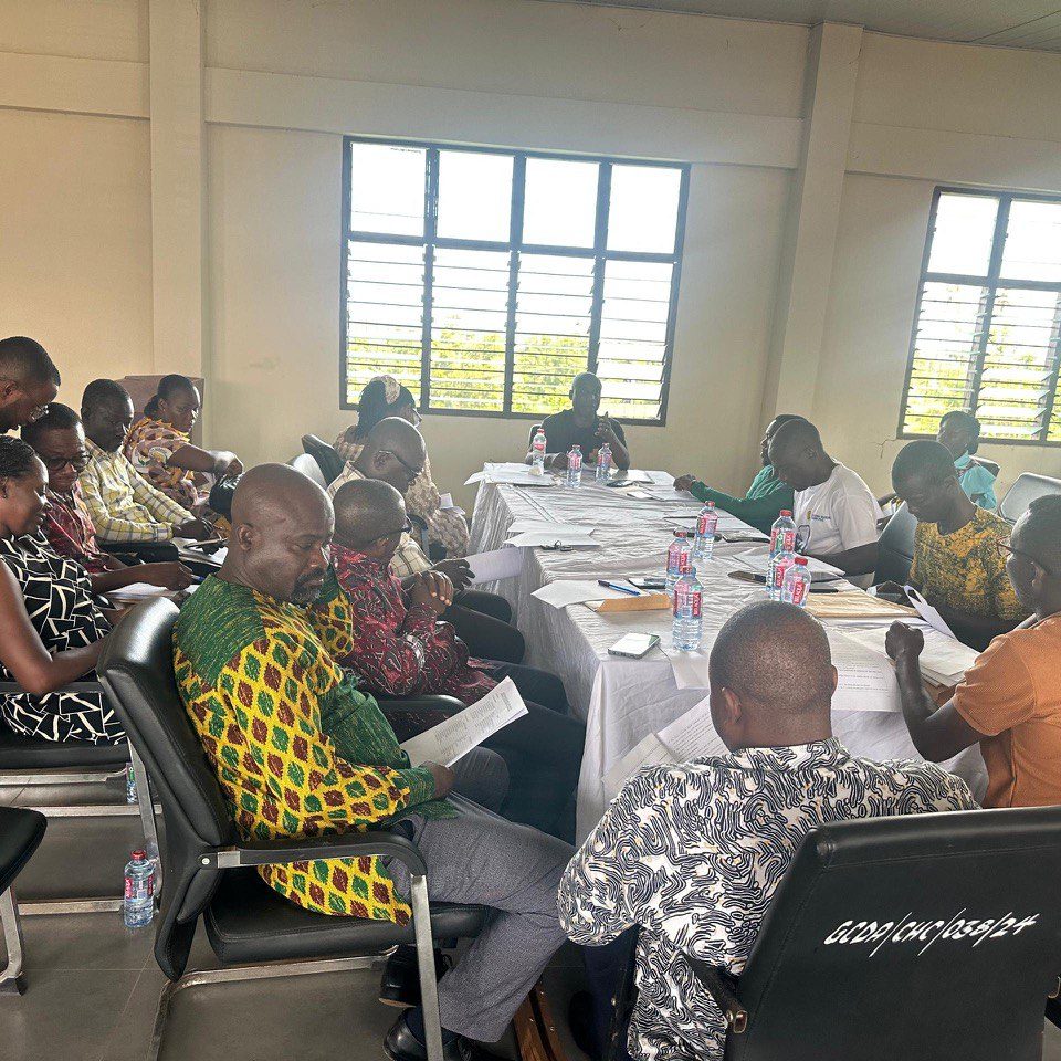 photo_2025-11-08_02-09-51