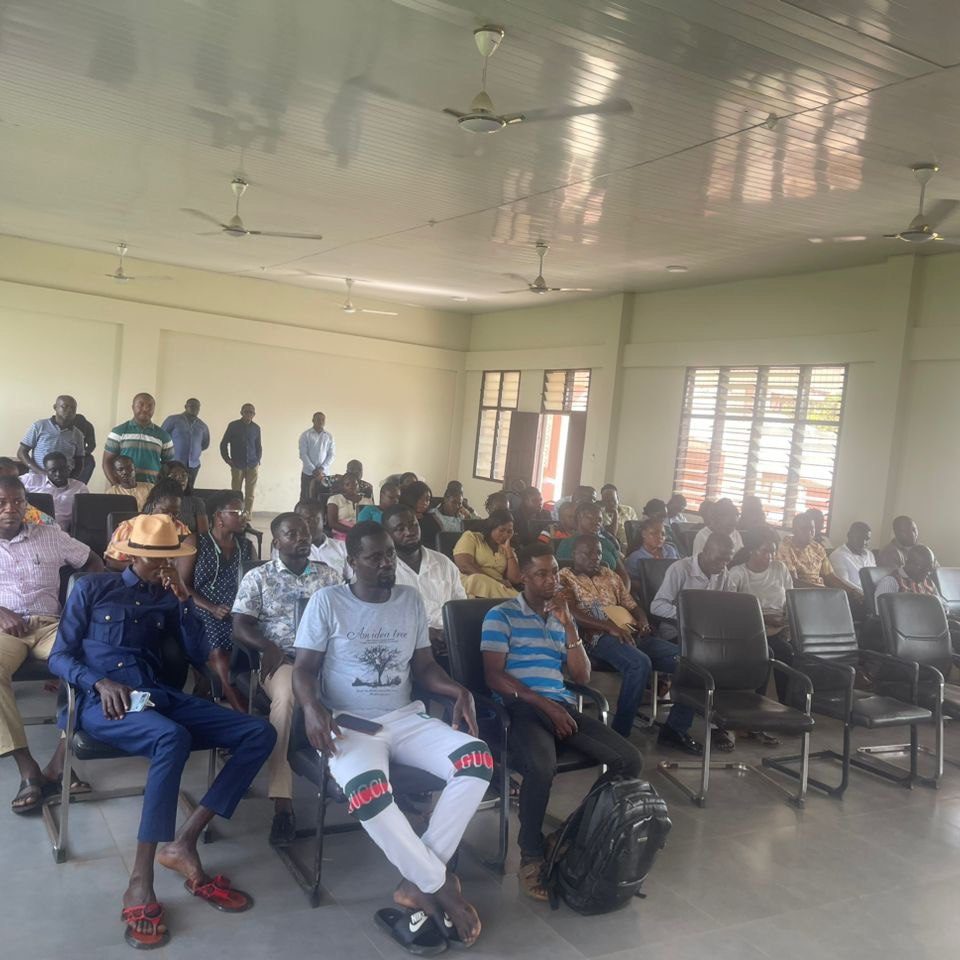 photo_5816825314972208026_y