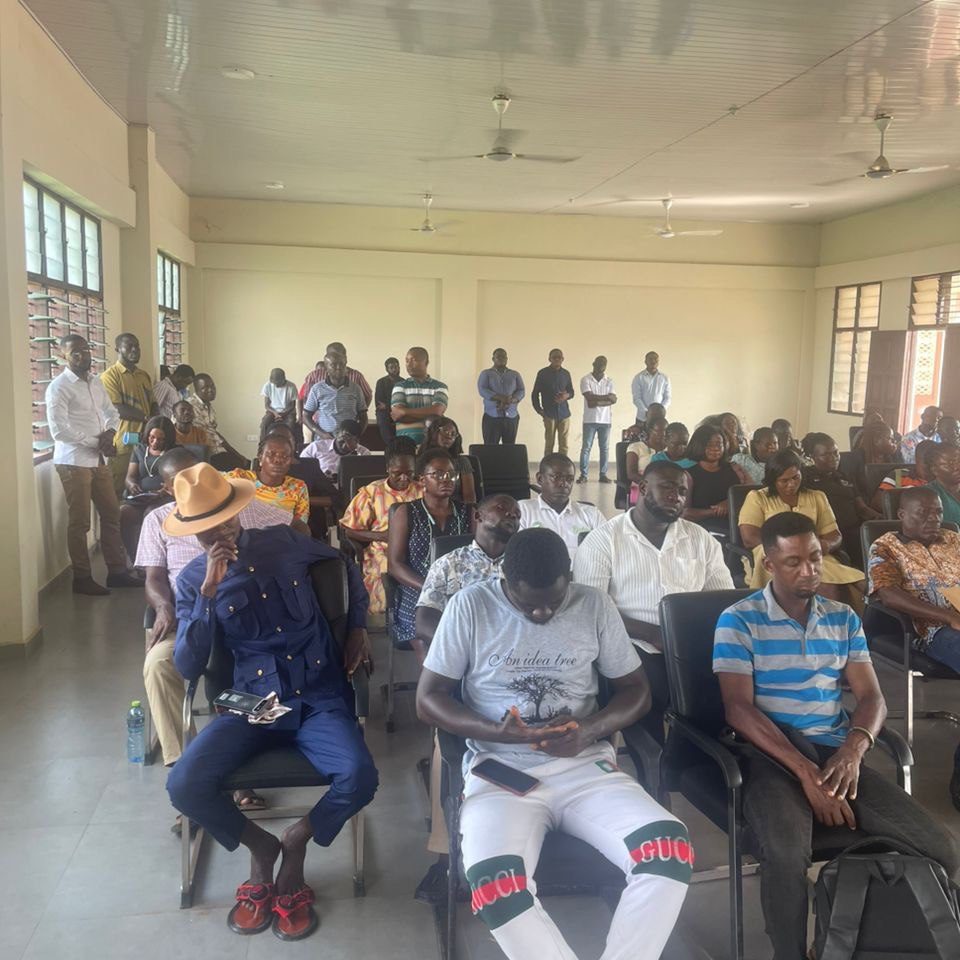 photo_5816825314972208027_y