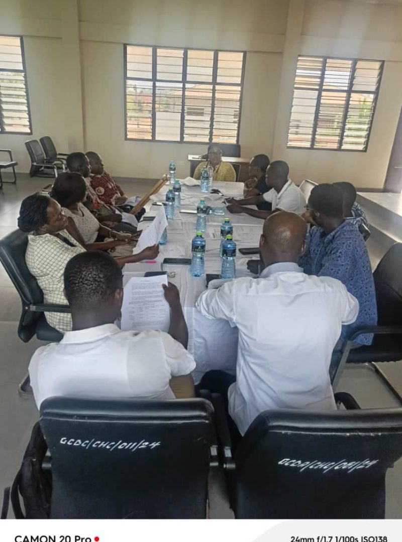 photo_5845920213709294513_y