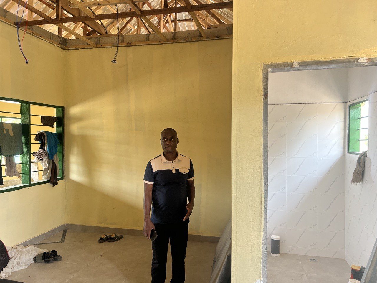 photo_5848226005556857973_y