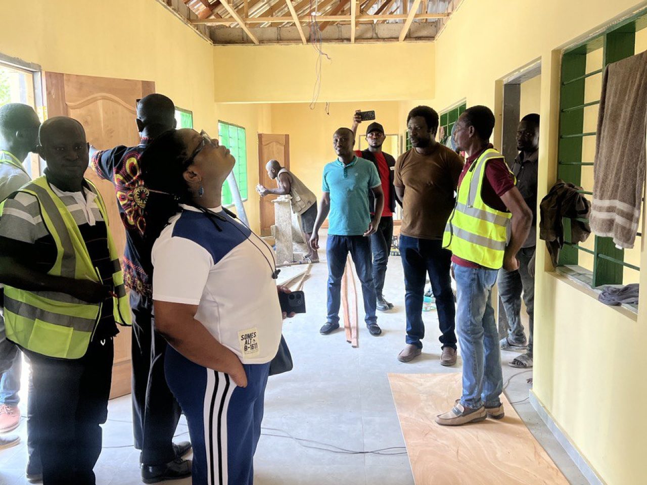 photo_5848226005556857981_y