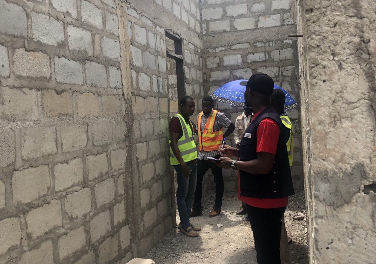 photo_5848226005556857999_y