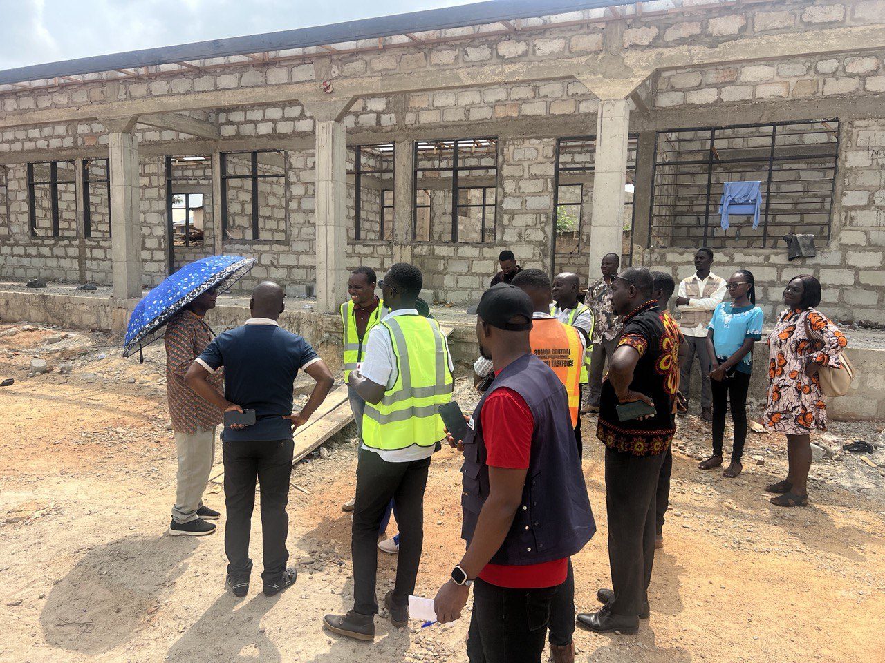 photo_5859233280887032866_y