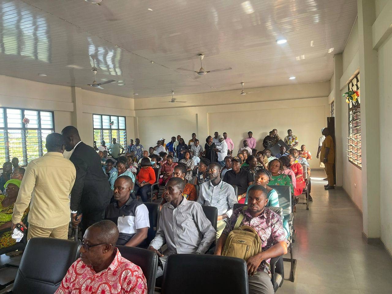 photo_5866120265241136023_y