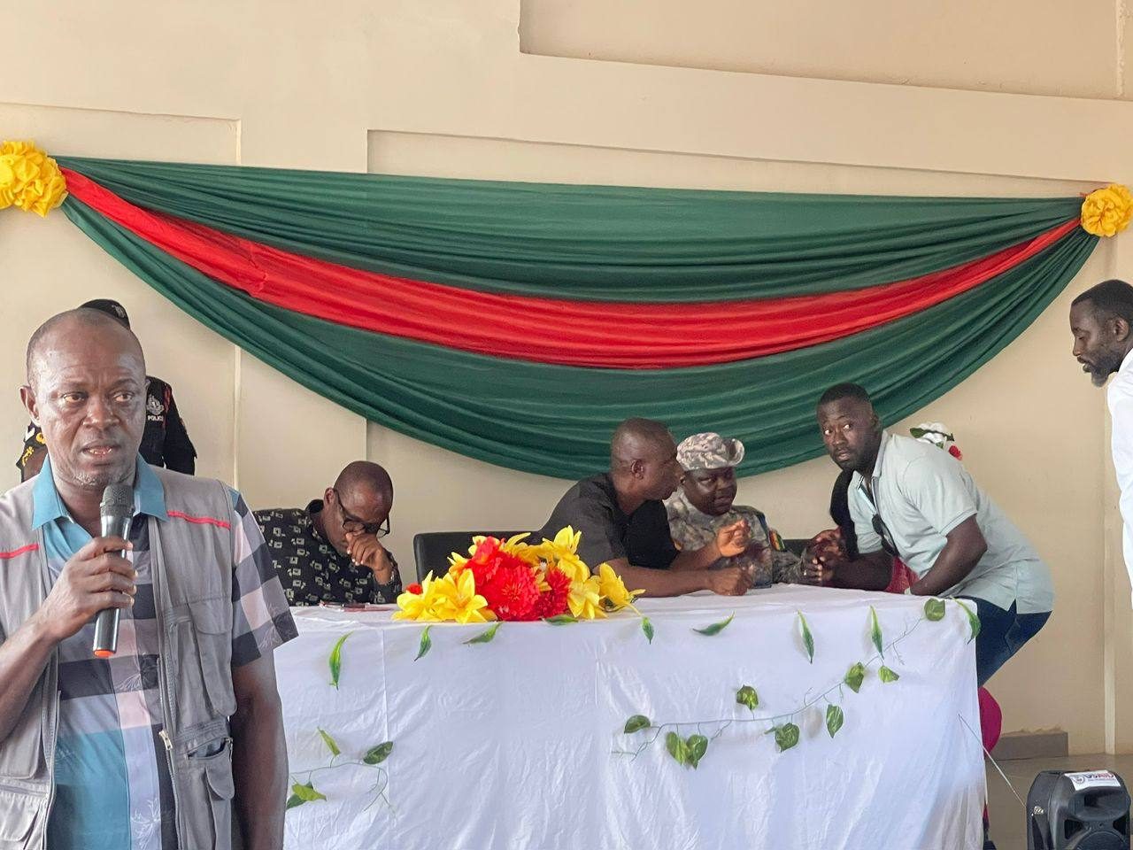 photo_5866120265241136025_y