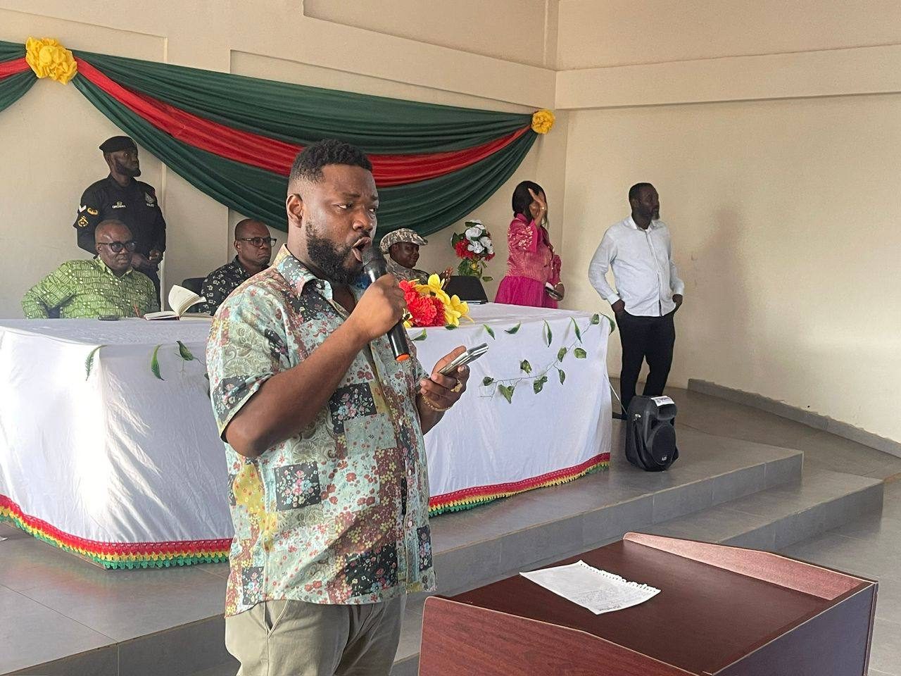 photo_5866120265241136030_y