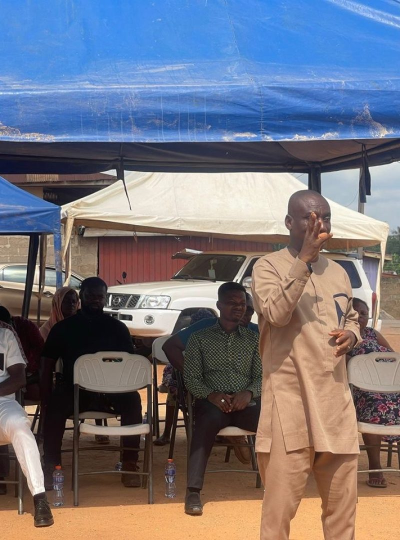 photo_5936180639356881682_y