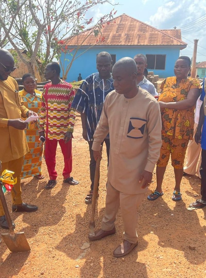 photo_5936180639356881684_y