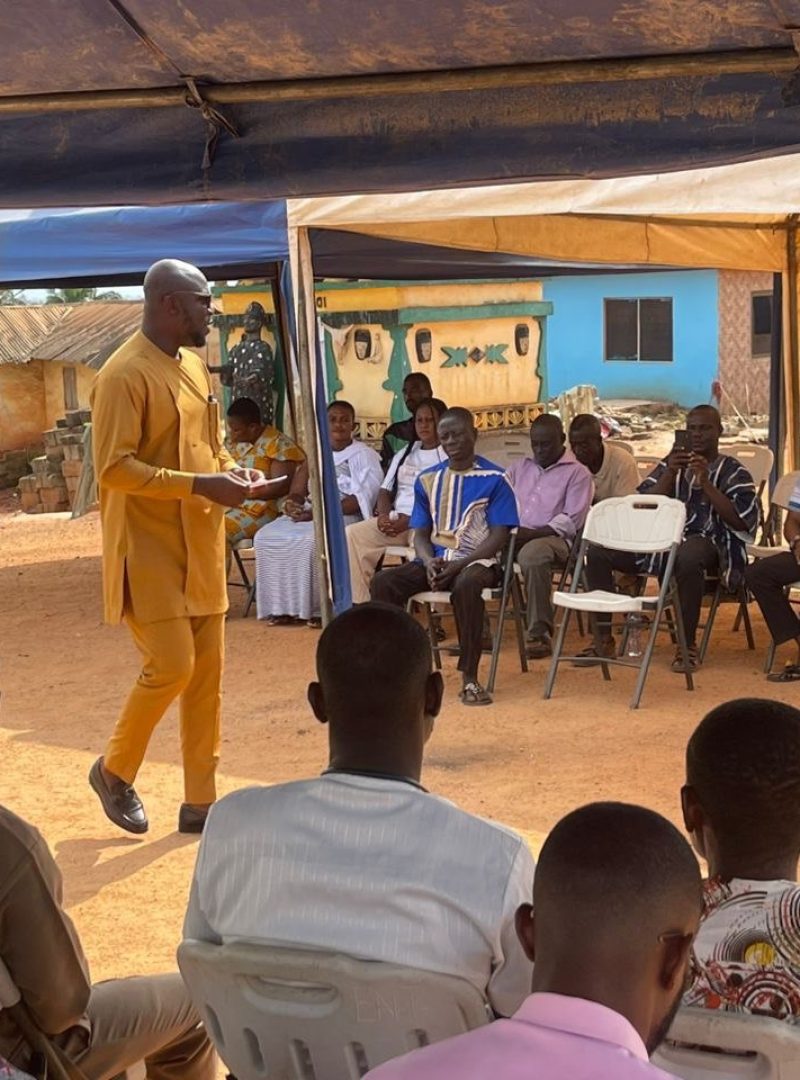 photo_5936180639356881692_y