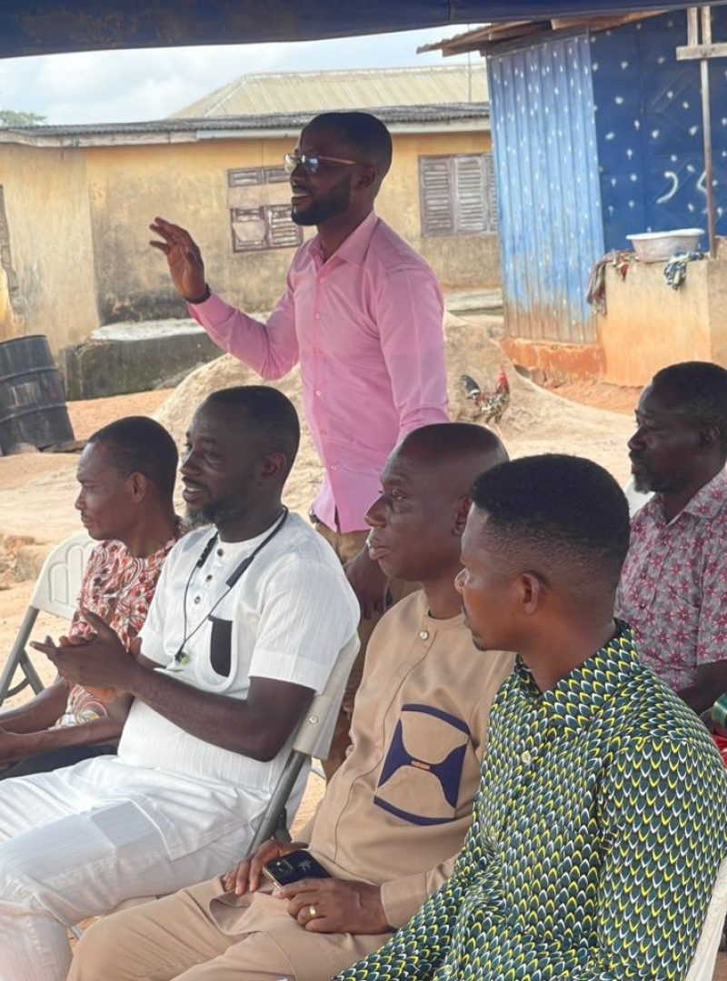 photo_5936180639356881695_y