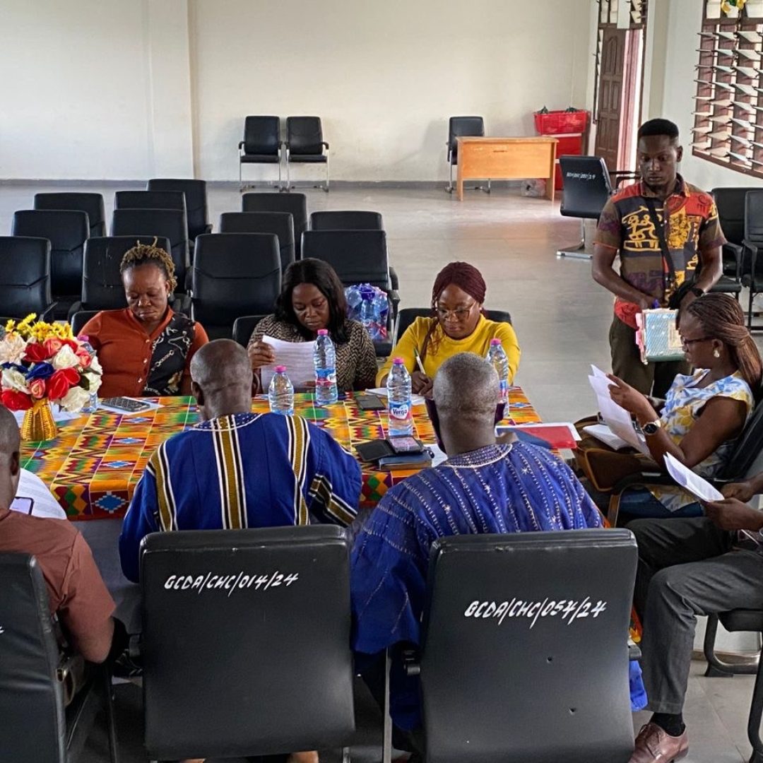 photo_5936180639356881728_y