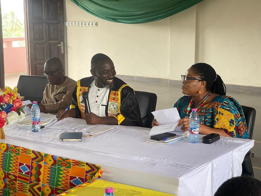 photo_5953923230861036554_y