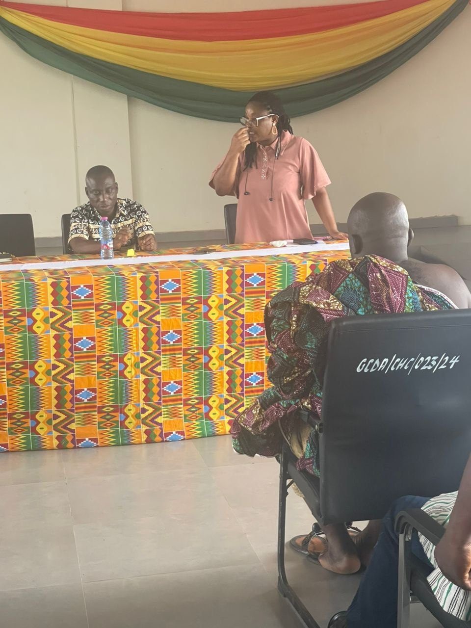 photo_5965227511769664882_y