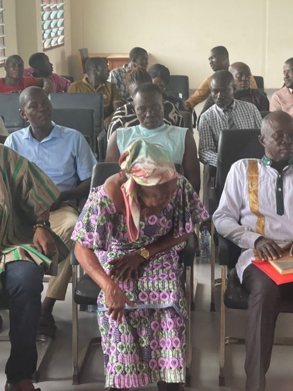 photo_5965227511769664886_y