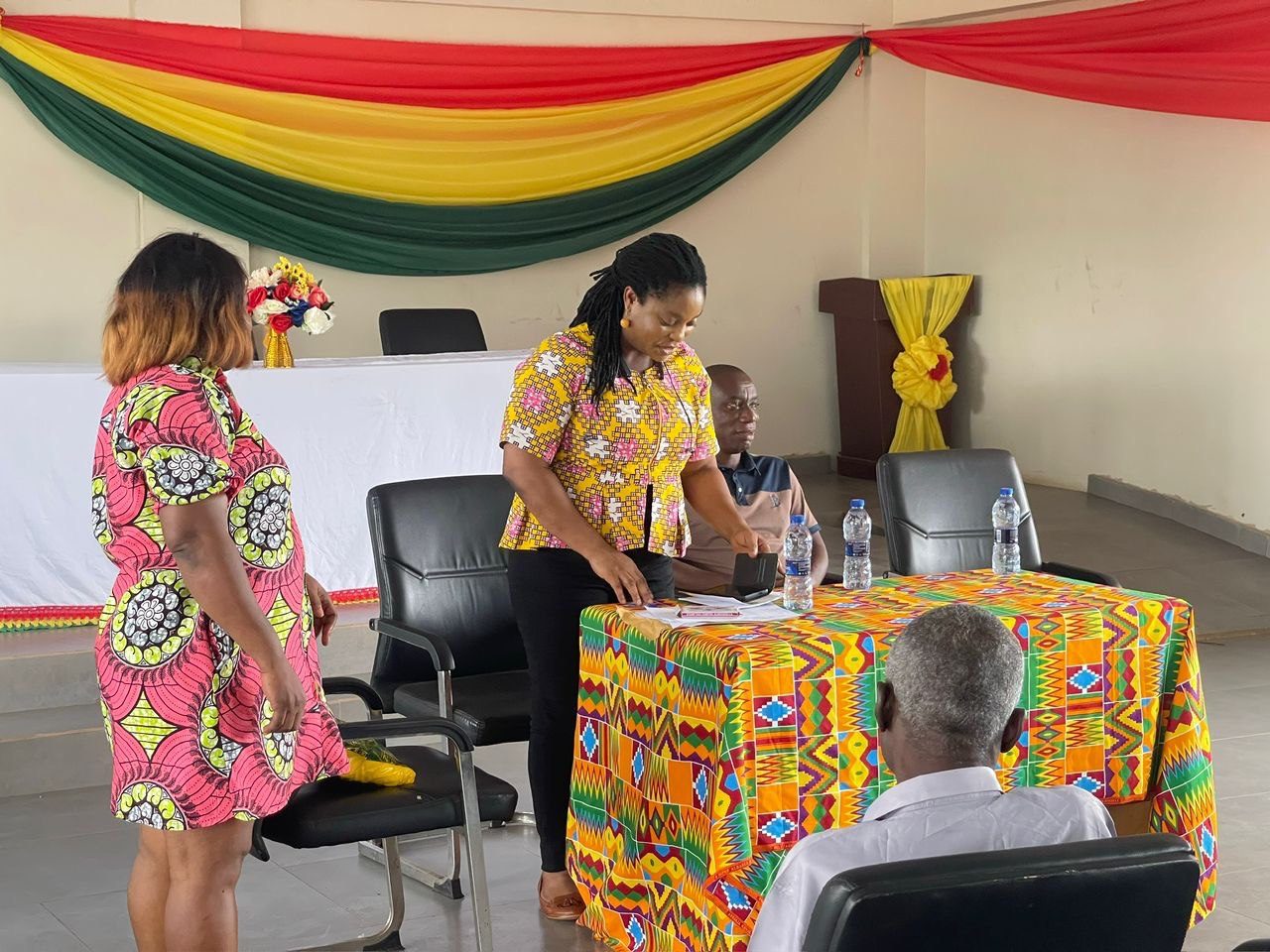 photo_5994790304243977000_y