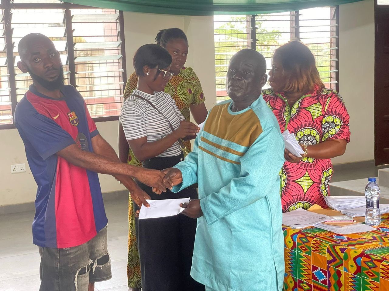 photo_5994790304243977002_y