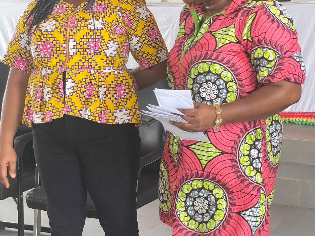 photo_5994790304243977009_y