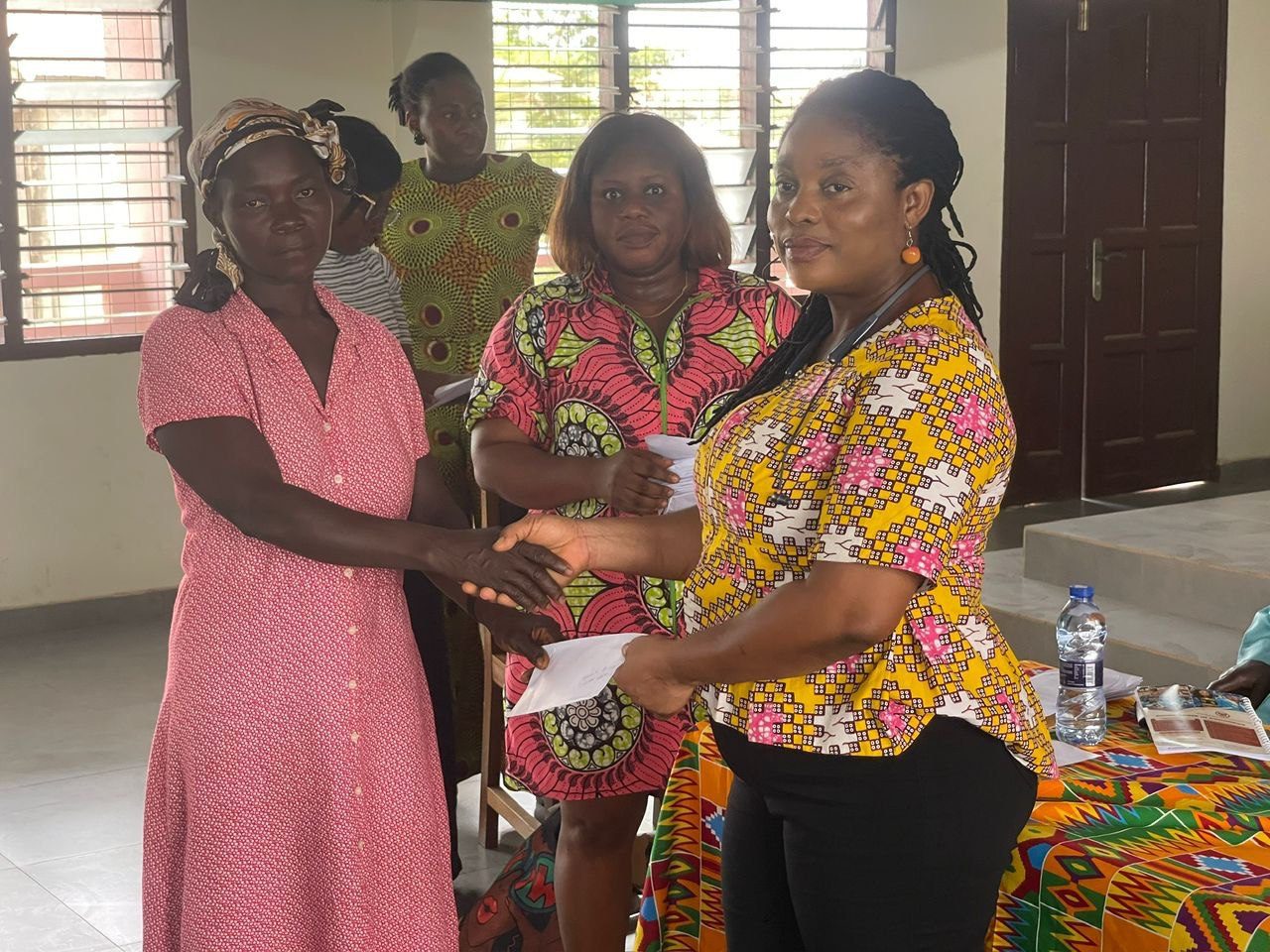 photo_5994790304243977010_y