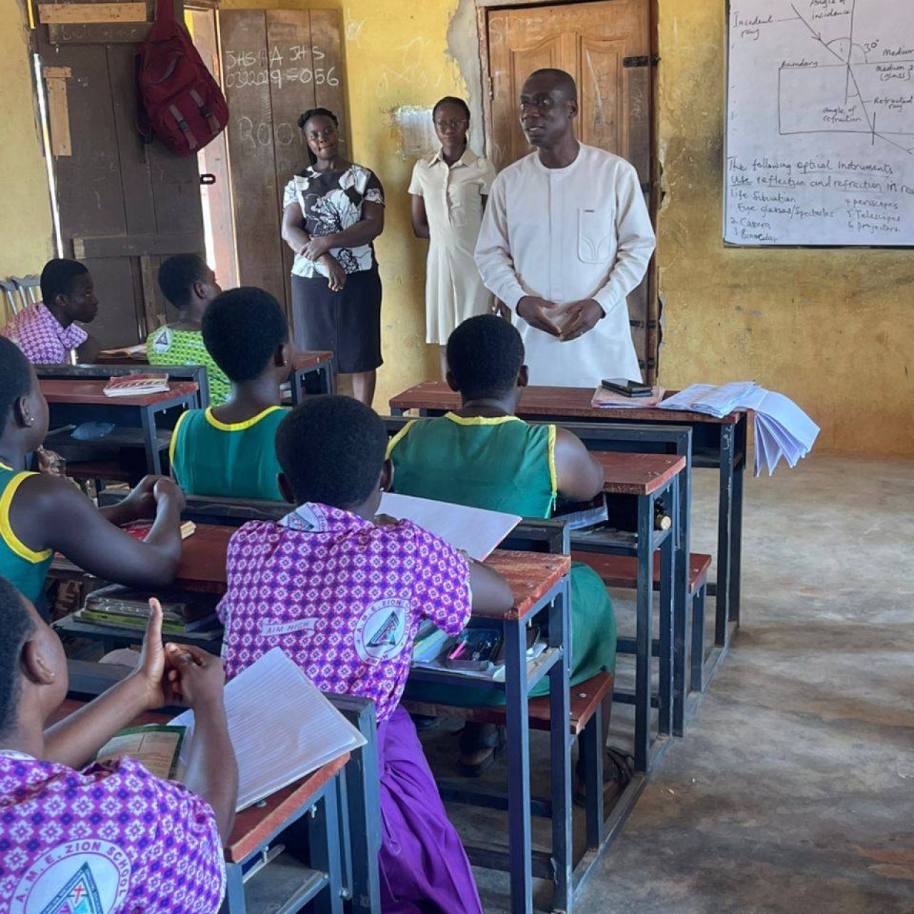 photo_6001594649132338332_y