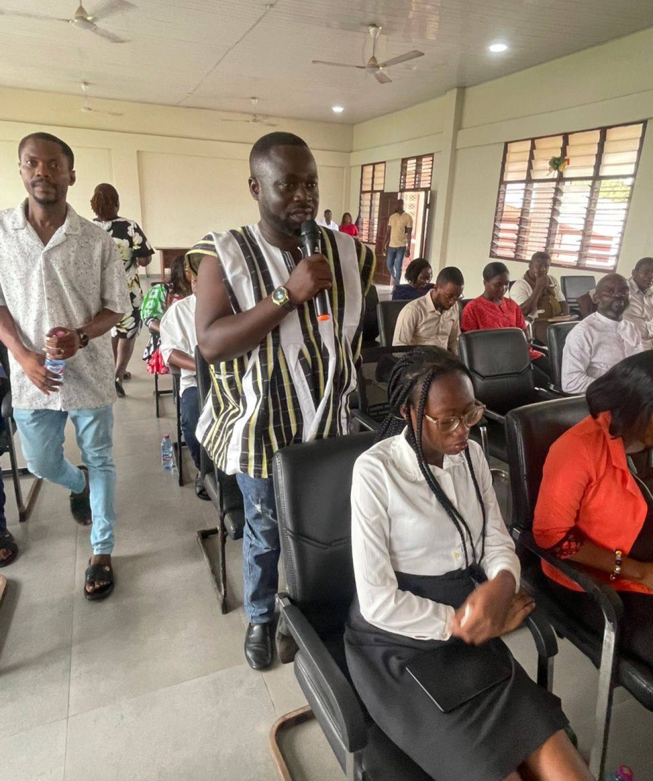 photo_6001594649132338340_y