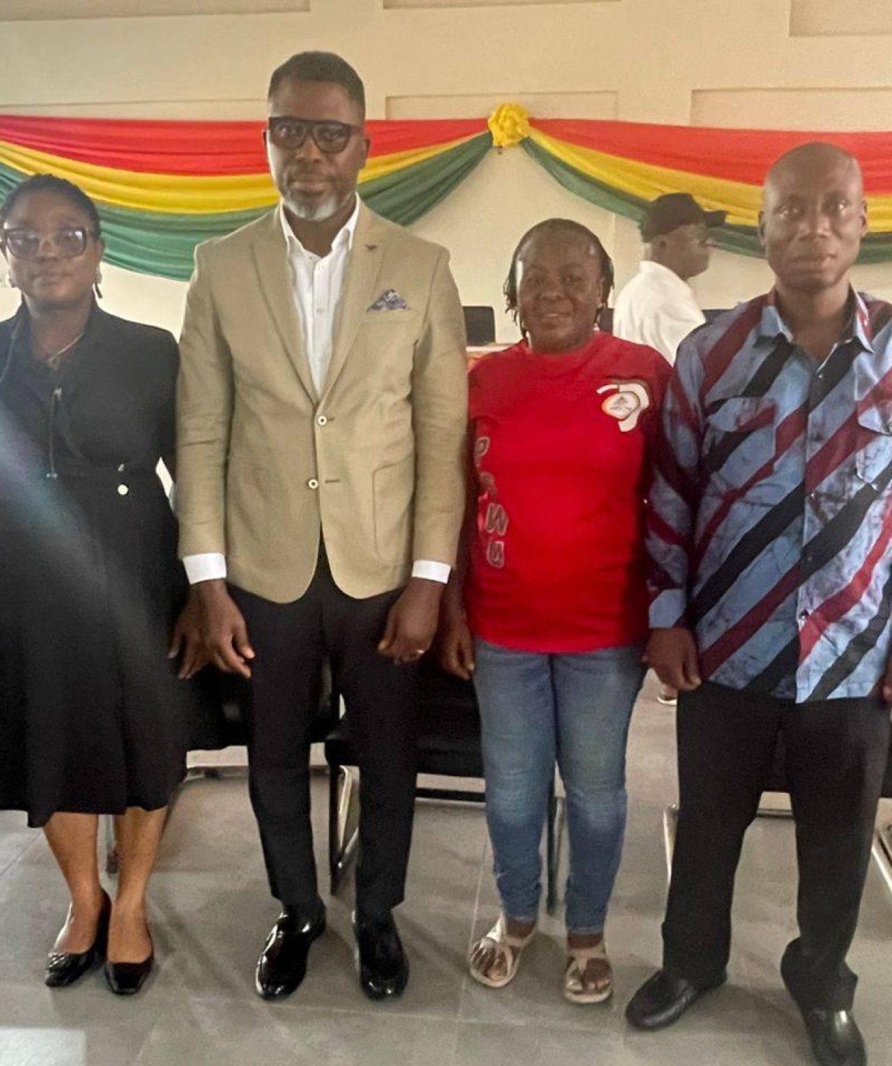 photo_6001594649132338345_y