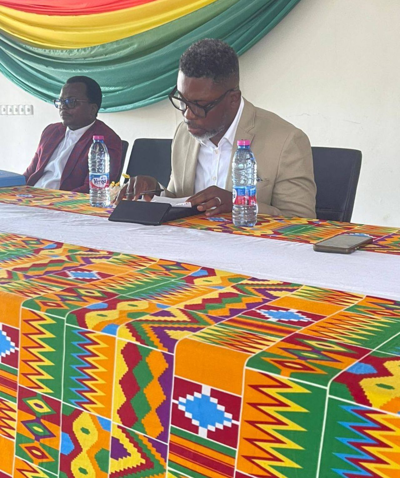 photo_6001594649132338346_y